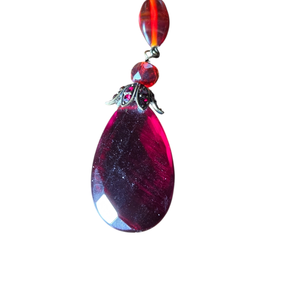 Lia Sophia Crimson Teardrop Pendant Necklace.